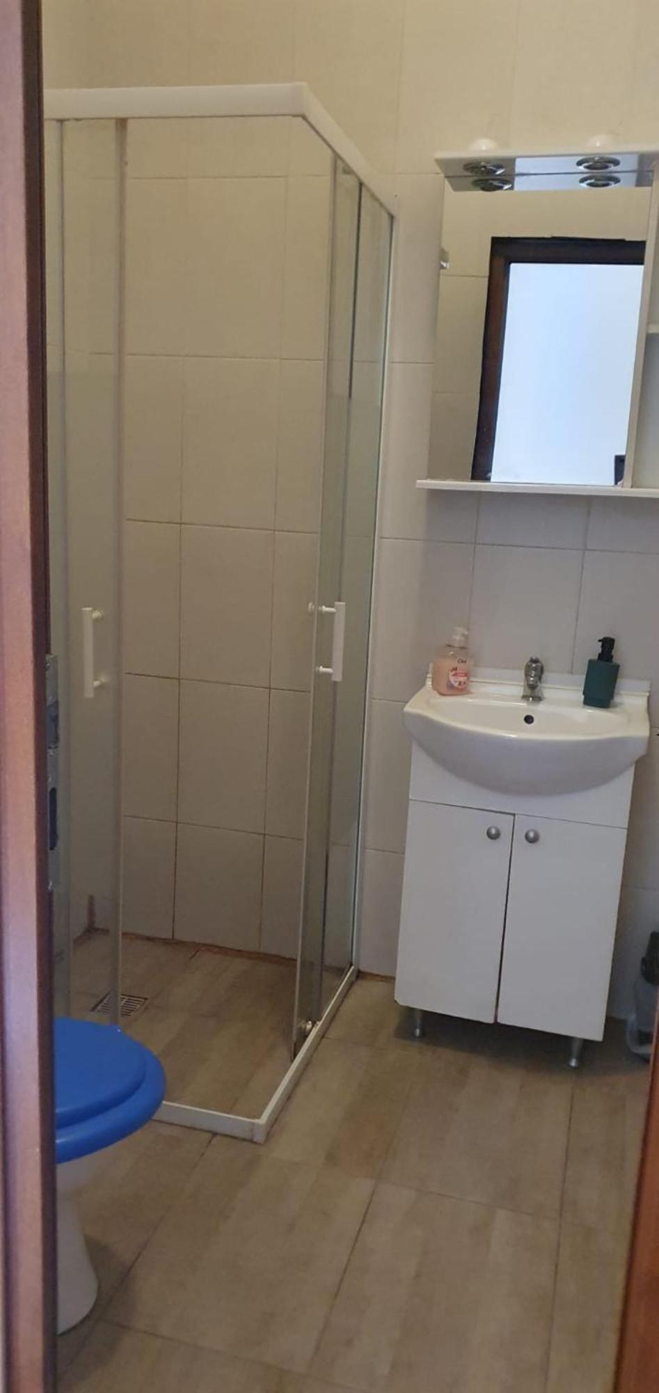 Cazare - Accommodation Bukares Bagian luar foto